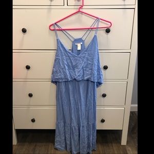 H&M MAMA Flounced Dress